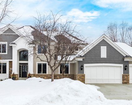 10036 Gristmill Ridge, Eden Prairie