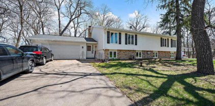 5595 Timber Lane, Shorewood