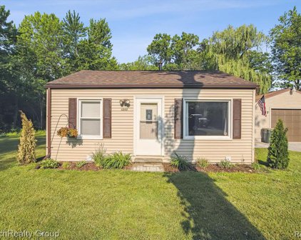 4592 S WILLARD, Canton Twp