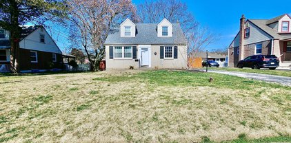 415 Blair Rd, Springfield