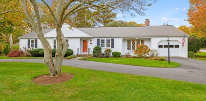 9 Ansel Howland Rd, Barnstable