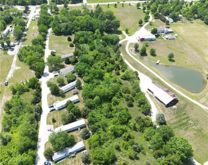 523 NE 13 Highway, Warrensburg