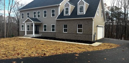 305 Red Meadows, Reisterstown