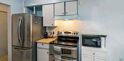 1945 Woodway Place Unit 220, Burnaby