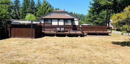 704 W Cedar Ave, Montesano