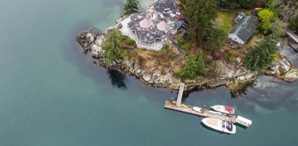 5806 Eagle Island, West Vancouver