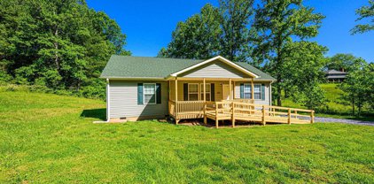 104 Poteat  Drive, Morganton