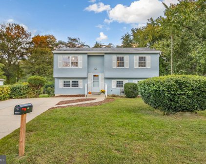 606 University Dr, Waldorf