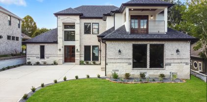 302 Edgewood Drive, Montgomery