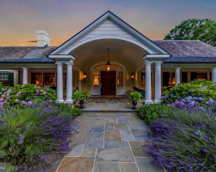 210 Golf Course Rd, Owings Mills
