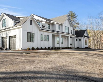 25 Stoney Brook Rd, Hopkinton