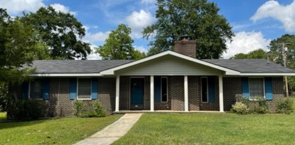 305 Mustang Drive, Dothan