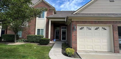 14445 Shadywood Drive, Sterling Heights