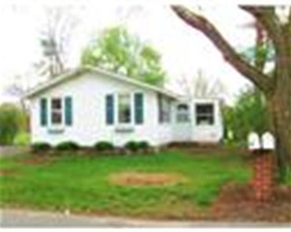 6 Lake Shore Drive N, Westford