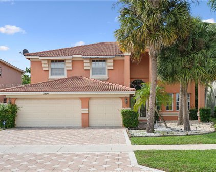 2296 Ridgewood Cir, Royal Palm Beach