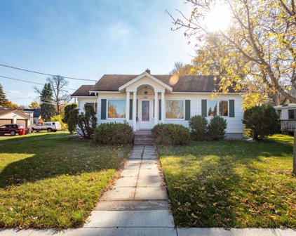 308 5th Avenue E, Alexandria