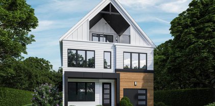 817 N Woodrow St, Arlington