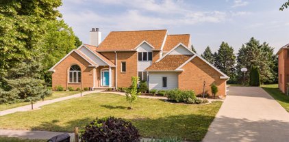 1205 Wilshire Court, Champaign
