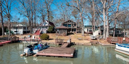 244 Arrow Point Road, Jackson