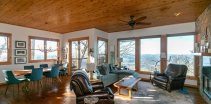 30 Club Villa  Court Unit #B/3, Burnsville