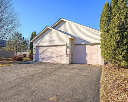 566 Tuttle Drive, Hastings