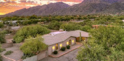5271 N Stonehouse, Tucson
