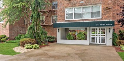 211-40 18th Avenue Unit #4F, Bayside