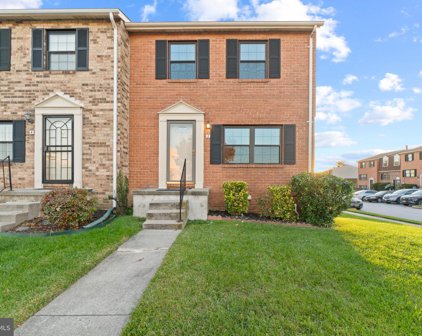 2 Holland Hill Ct, Catonsville
