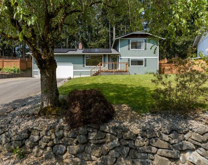 12702 125th Avenue Ct E, Puyallup
