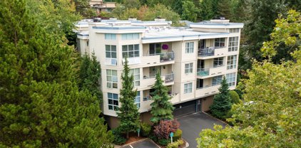 424 102nd Avenue SE Unit #103, Bellevue