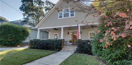 1966 Cambridge Avenue, College Park