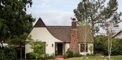 2097 El Molino Avenue, Altadena