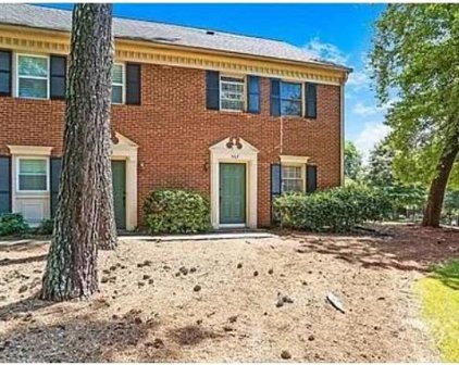 567 Wedgewood Drive, Alpharetta