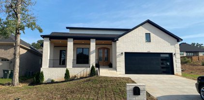 8010 Kanis Pines, Little Rock
