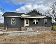 347B Jim Courtney Rd, Portland image