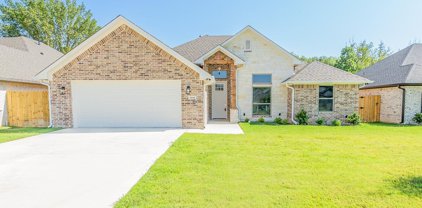 19152 Ambrosia Drive, Flint