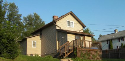 64 Main St, W Pike Run Twp