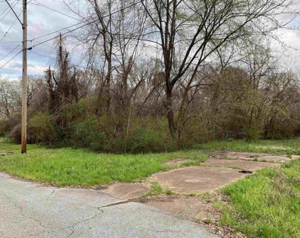 15 E Armstrong Rd, Memphis