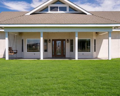 225 Lucy Brown RD, San Juan Bautista