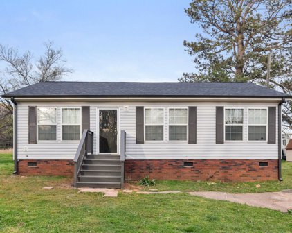 304 Regal  Road, Clover