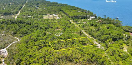 378 E Bay Dr, Eastpoint