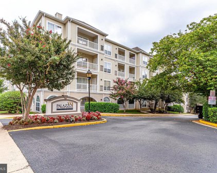 4550 Strutfield Ln Unit #2327, Alexandria