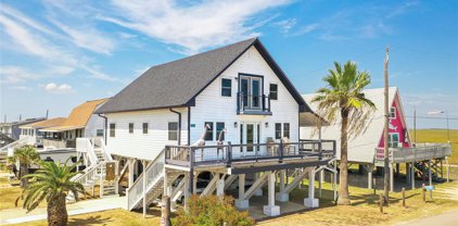 302 Bay Avenue, Surfside Beach