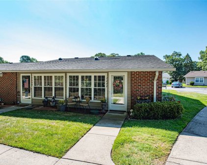 168 Ventry Court Unit #F, Ridge