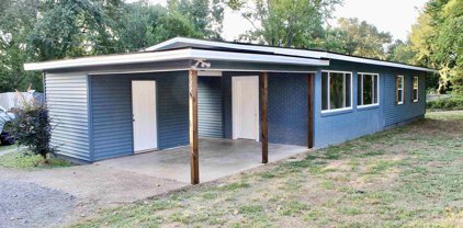 233 Cove Cir, Malvern