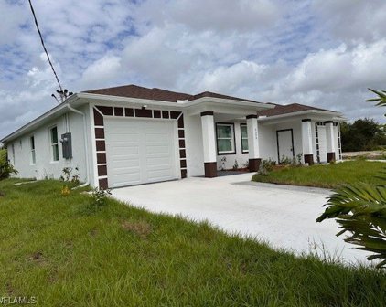 112-114 Homer Avenue S, Lehigh Acres