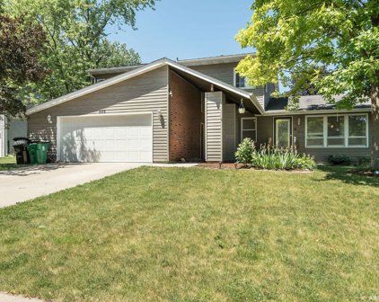 256 Strathmore Lane, Bloomingdale