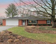 2 Kent Drive, Normal image