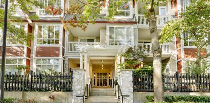 6833 Village Grn Unit 108, Burnaby