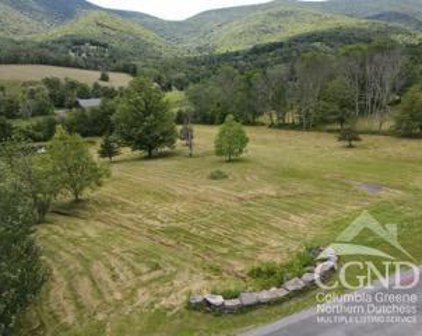 8 Deer Lane, Lexington